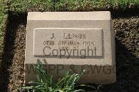 Ismailia War Memorial Cemetery - Lewis, Julian